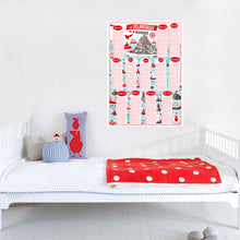Afbeelding in Gallery-weergave laden, Kinderkamer met een  A2 verjaardagskalender poster van De Beeldvink met nautische fantasiedieren vol met zeebonken, zeeschuimers en drunken sailors.